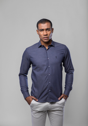 CAMISA SLIM FIT LIST. FIO 100 M/L